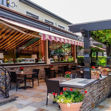 Szálloda Unter Den Linden 3*