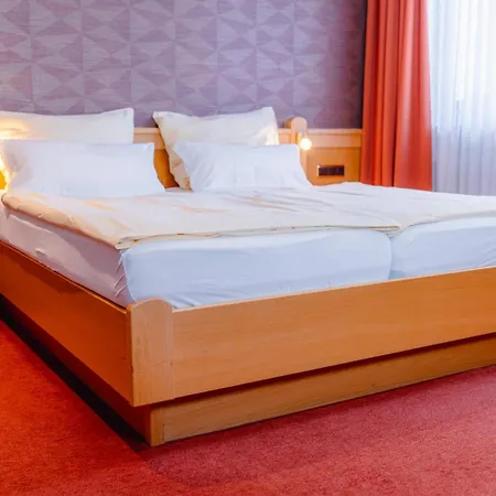 Unter Den Linden Rüdesheim am Rhein