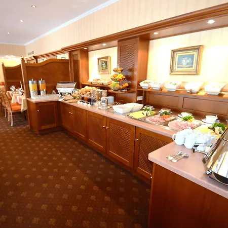 Unter Den Linden Rüdesheim am Rhein