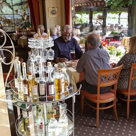Unter Den Linden Hotell 3*