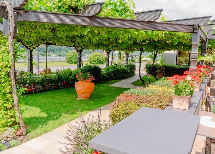 Unter Den Linden Rüdesheim am Rhein