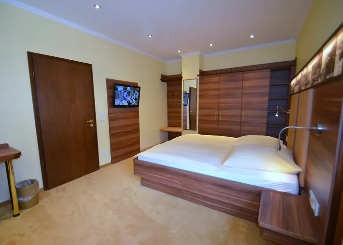 Szálloda Unter Den Linden 3*